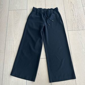 Lululemon cropped wide leg pant